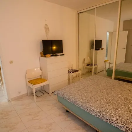 アパート Diosa Diana